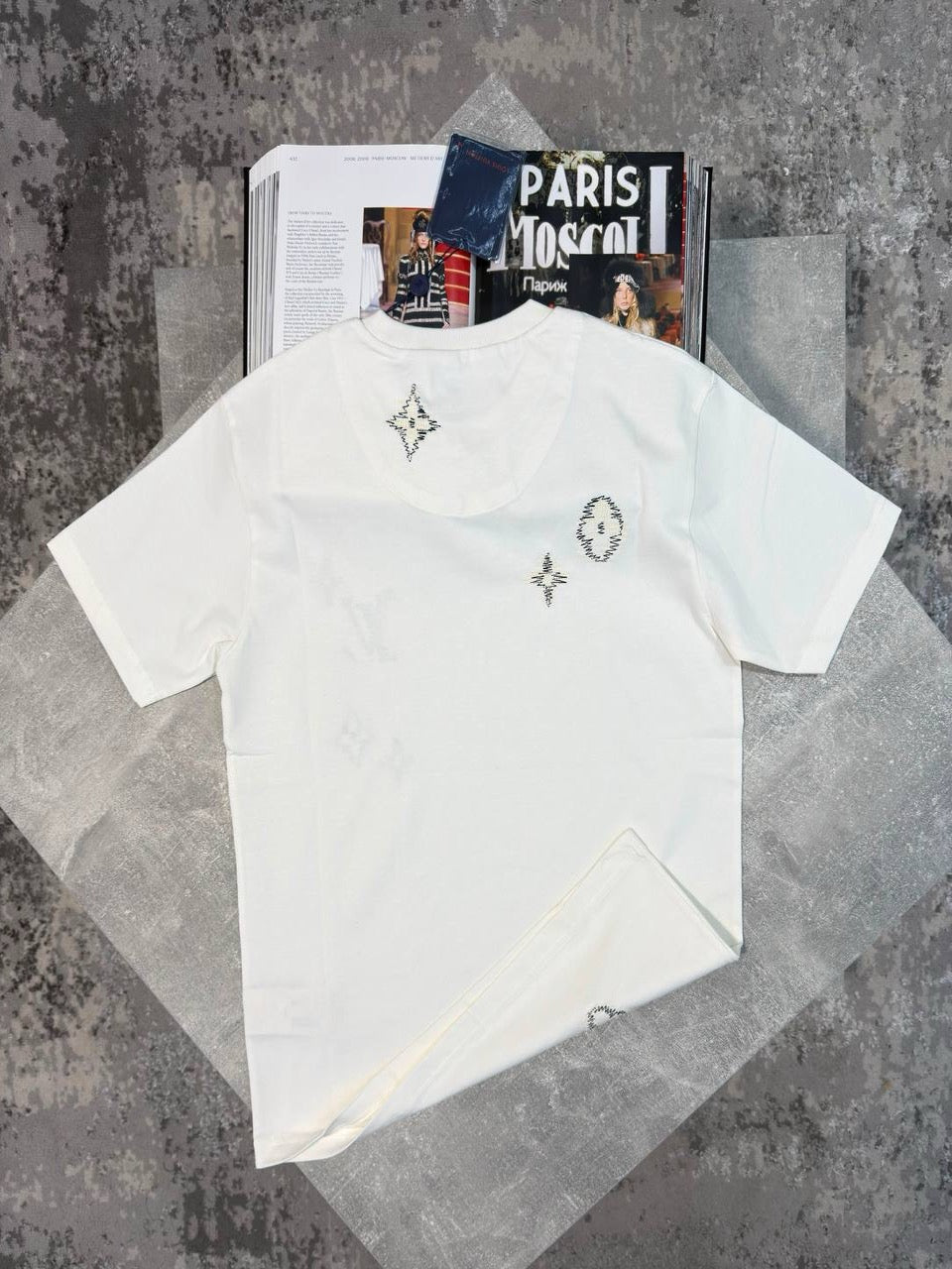 LV t shirt white