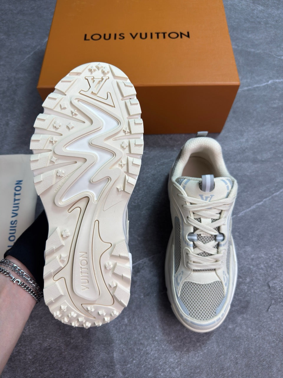 Lv Tatics Beige