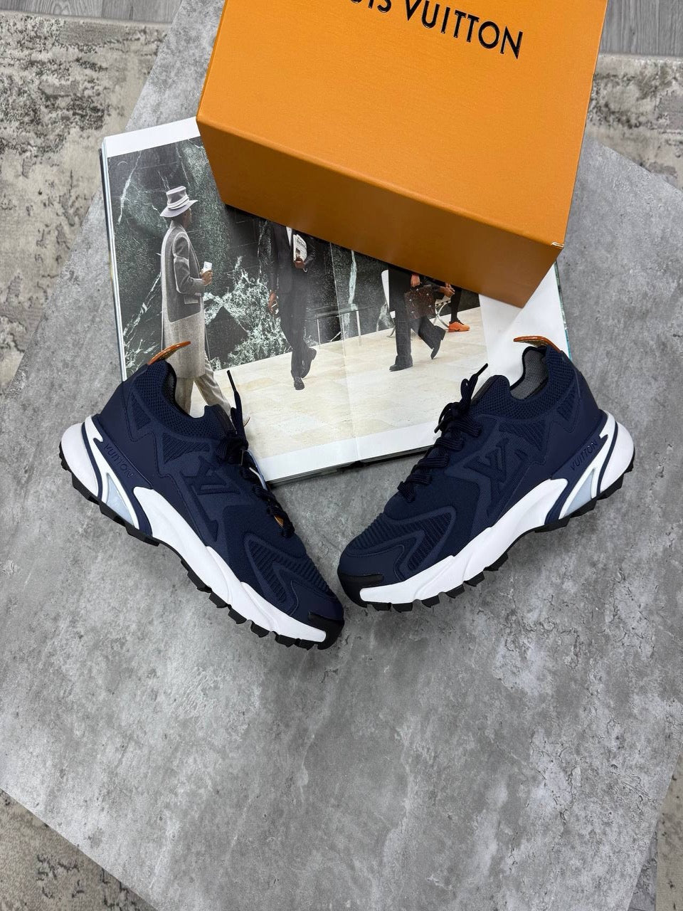 LV Tatic runners