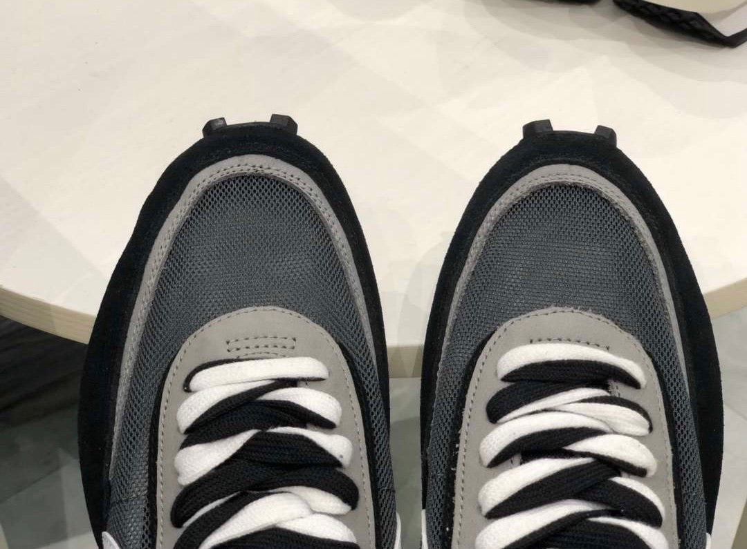 LD Waffle sacai Black