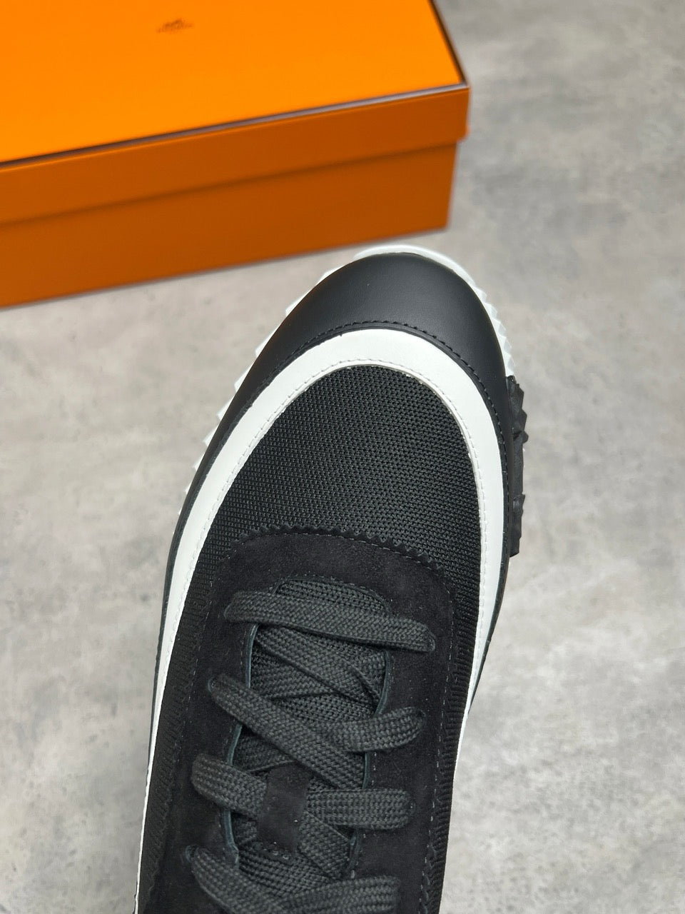 Hyper sneaker