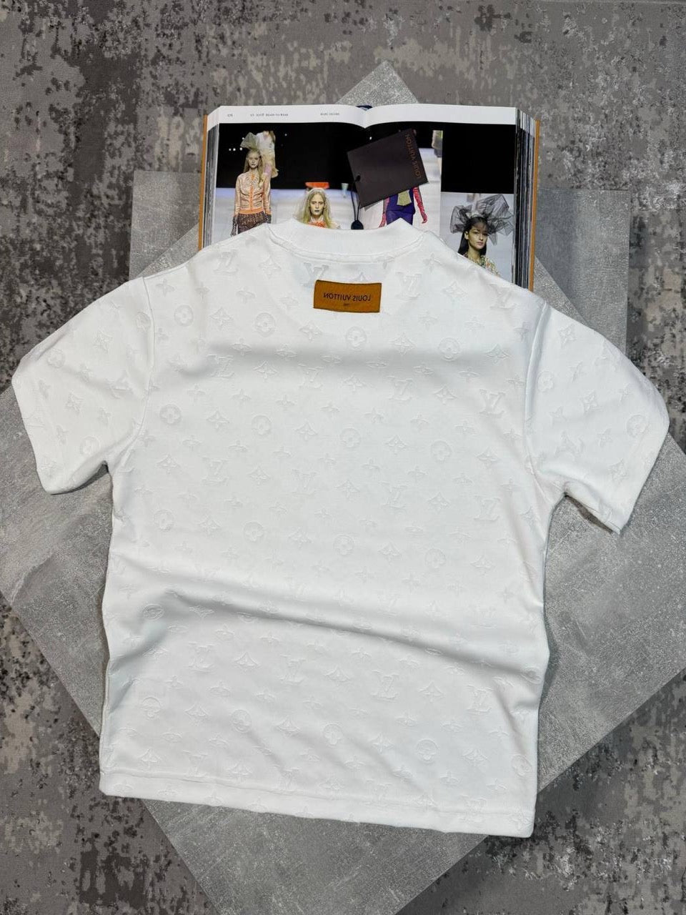 LV t shirt