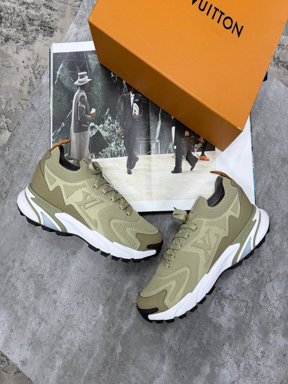 LV Tatic runners