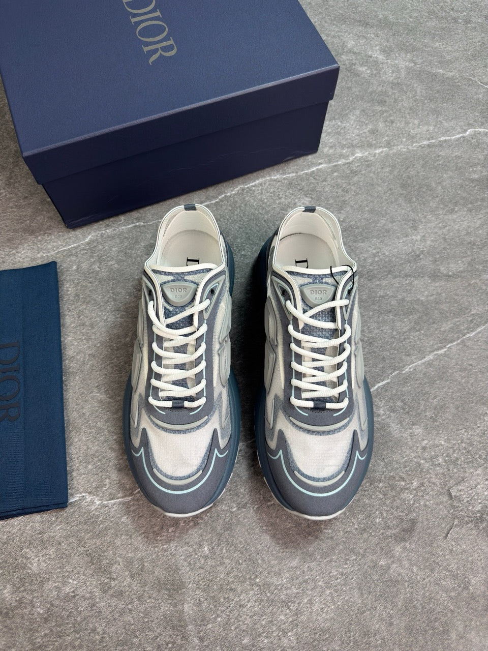 B30 tech blue