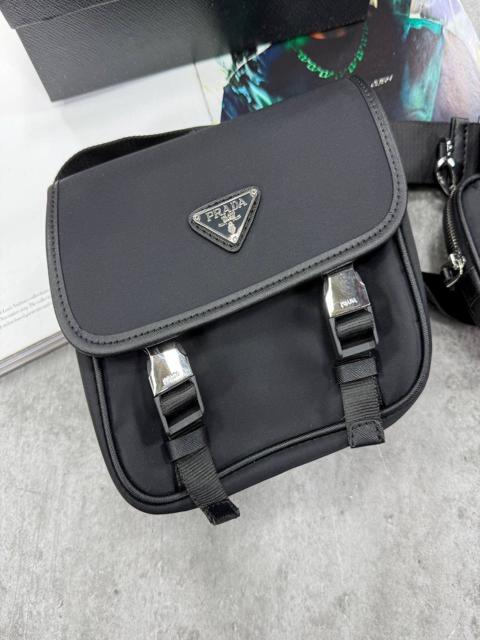 Rada messenger bag