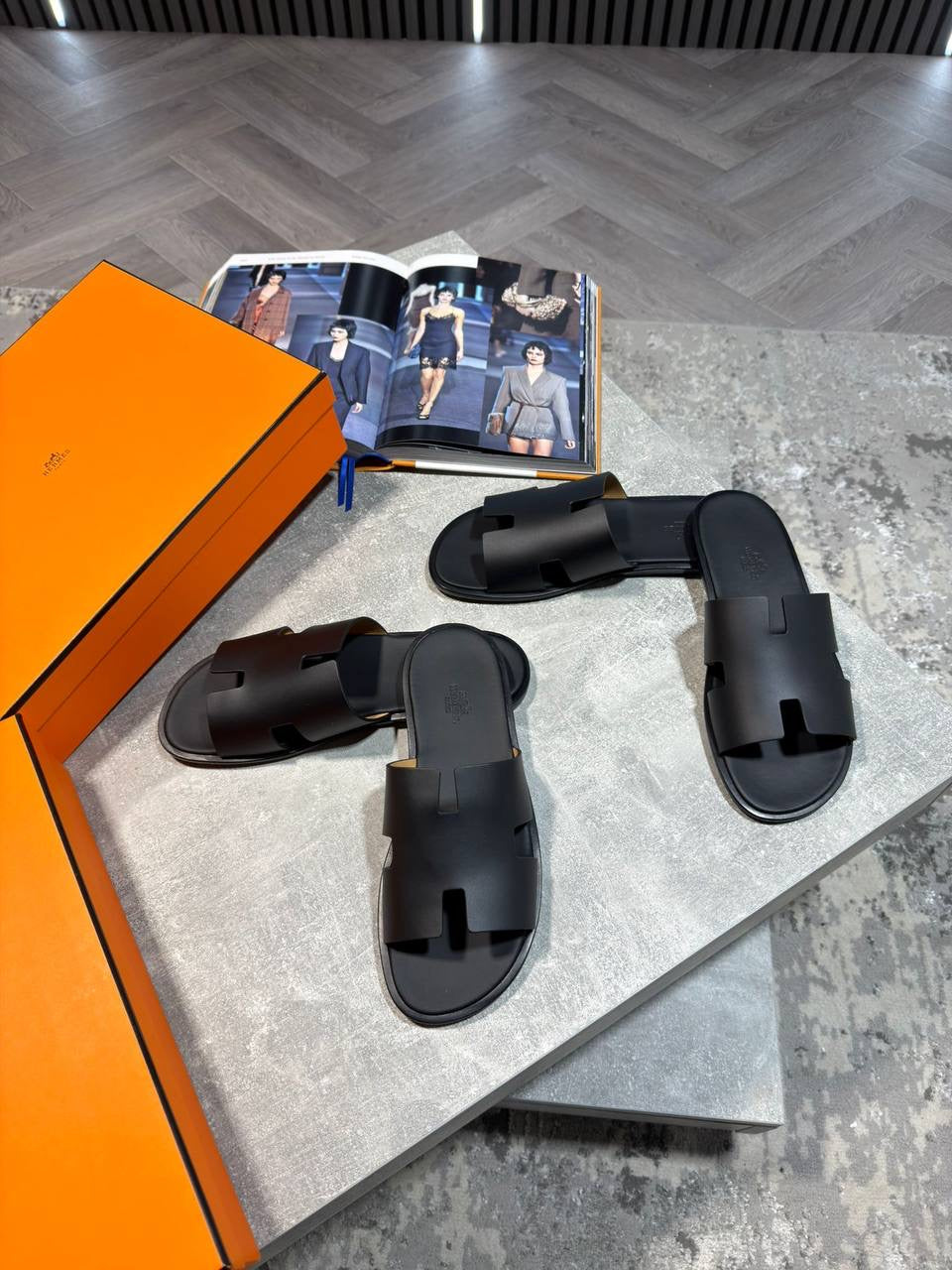 Herme sliders