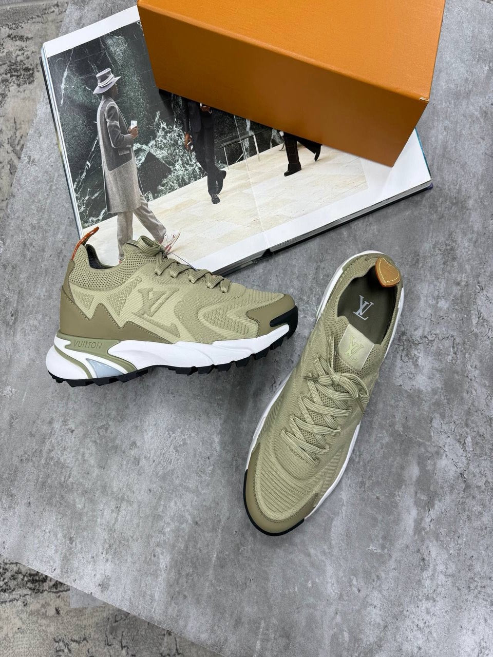 LV Tatic runners