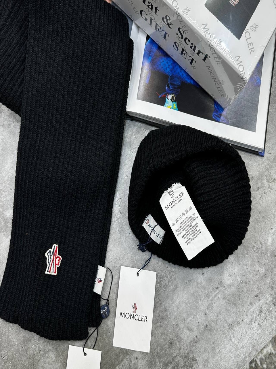 Monc scarf & beanie