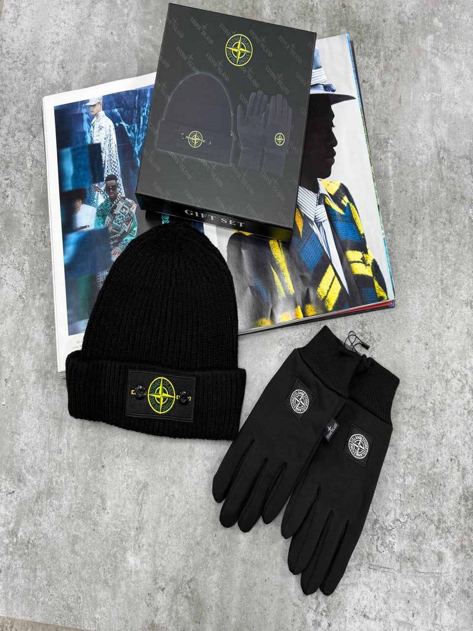 Stone hat & gloves set