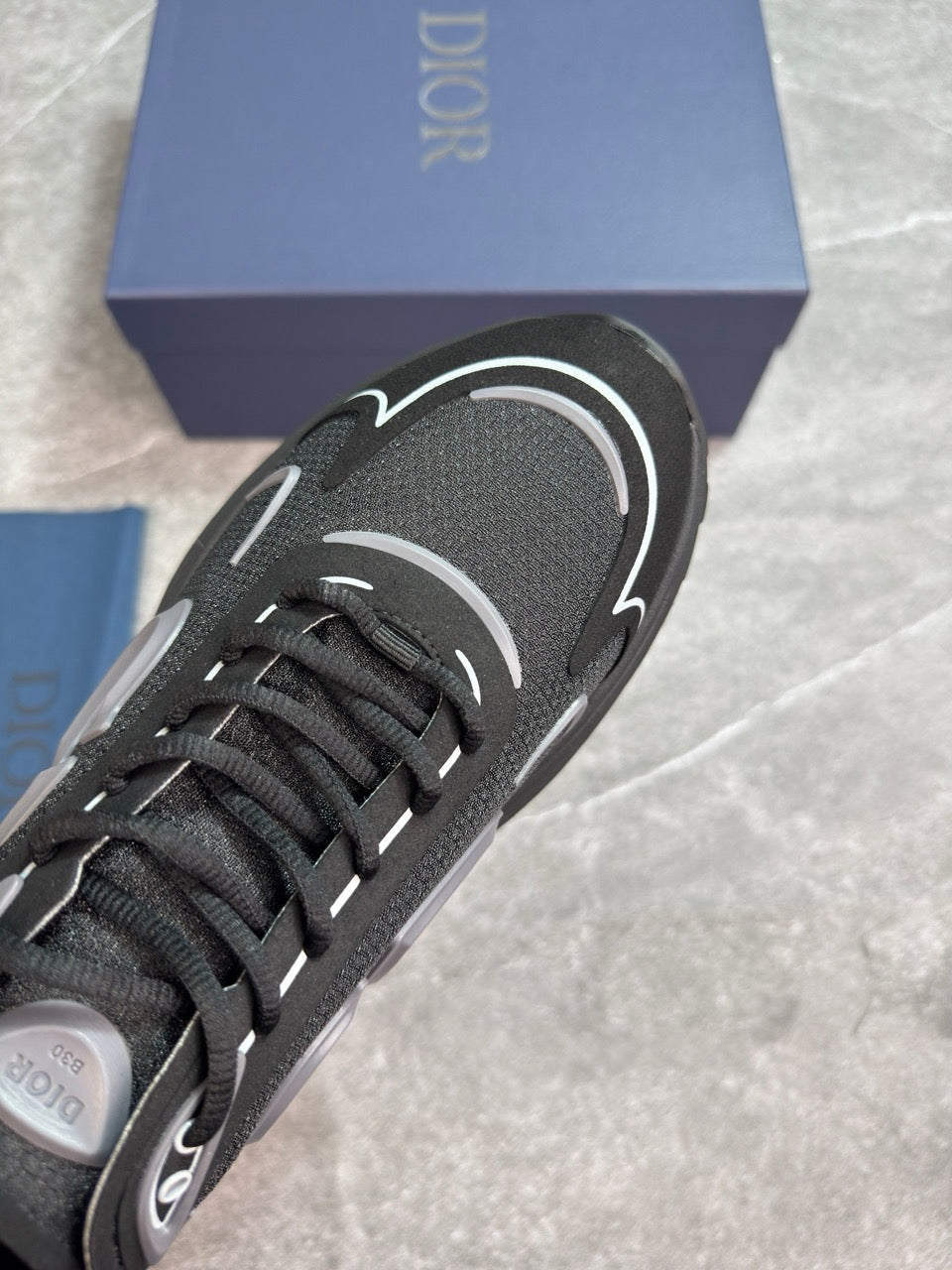 B30 tech black