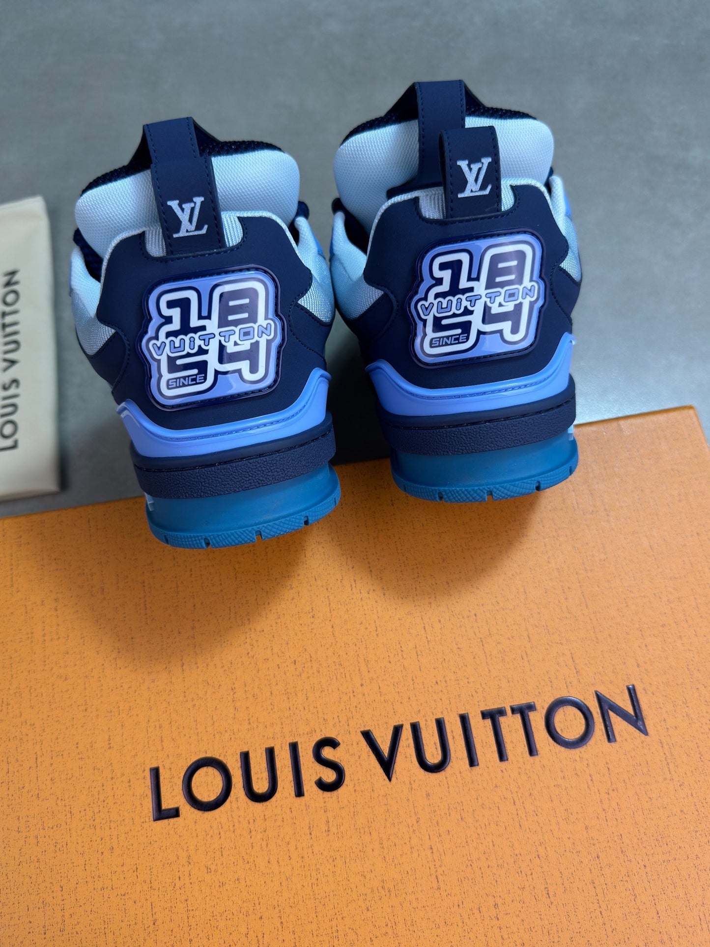 LV skates