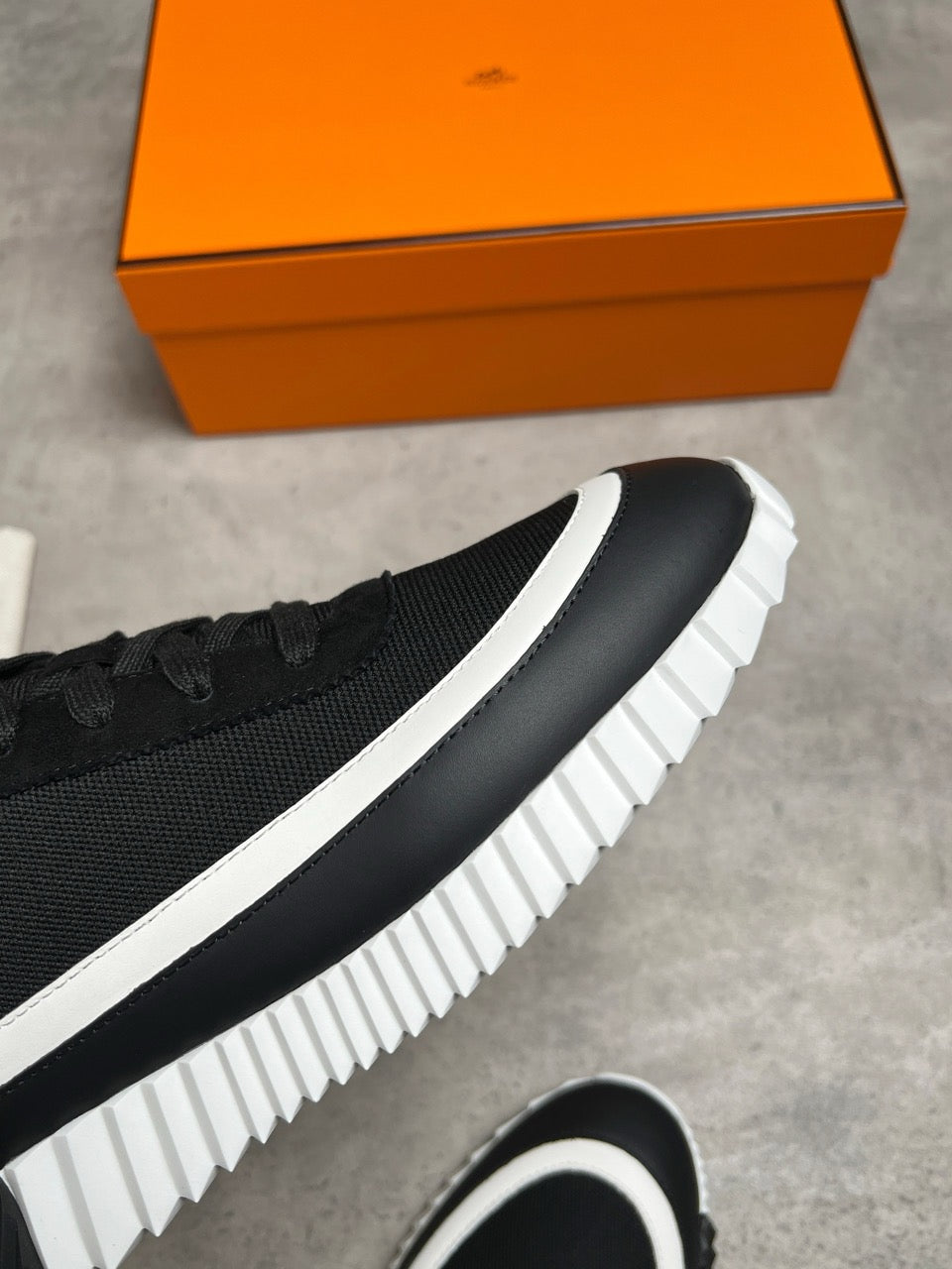 Hyper sneaker
