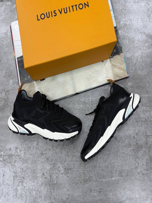 LV Tatic runners