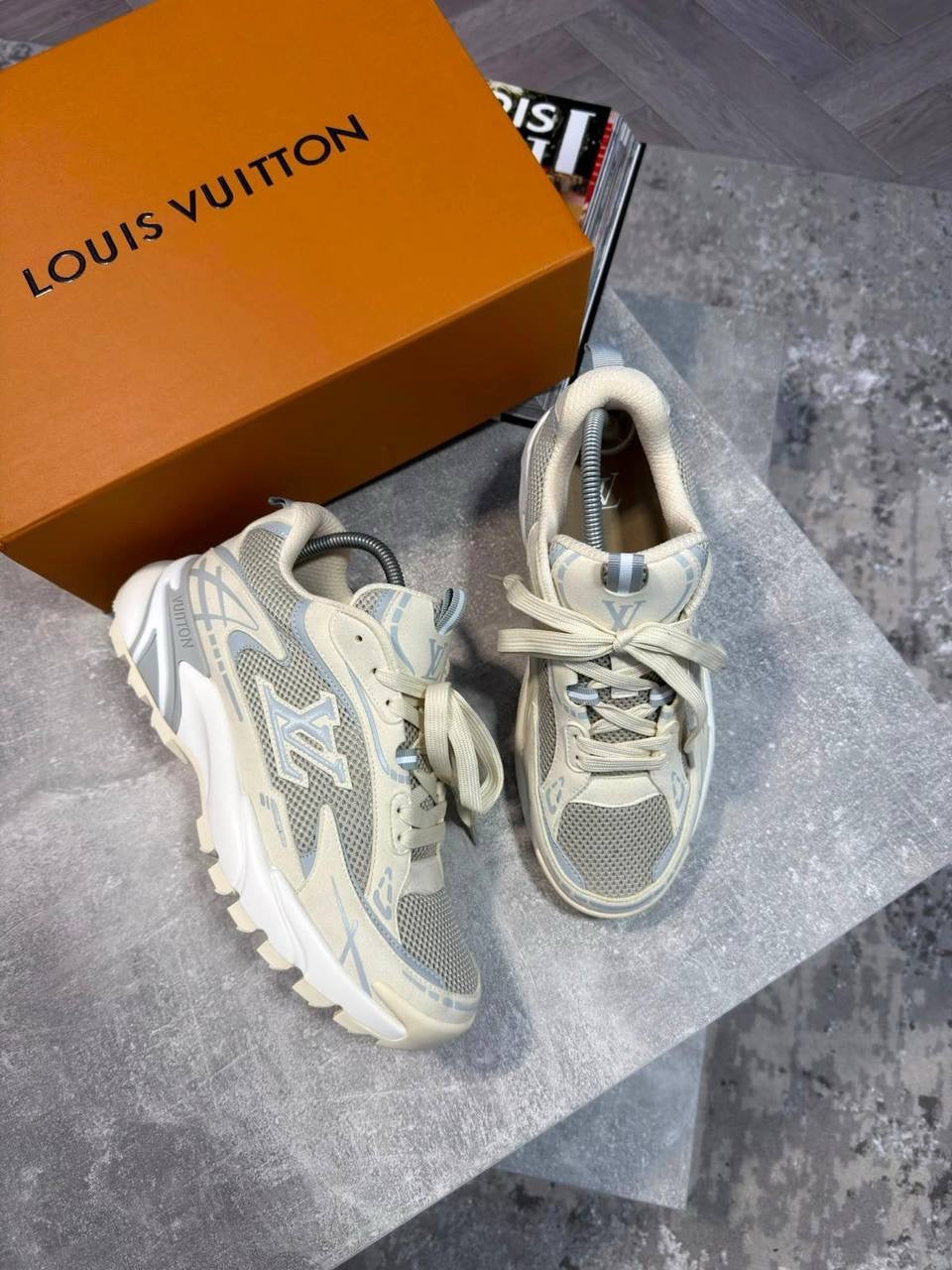 Lv Tatics Beige
