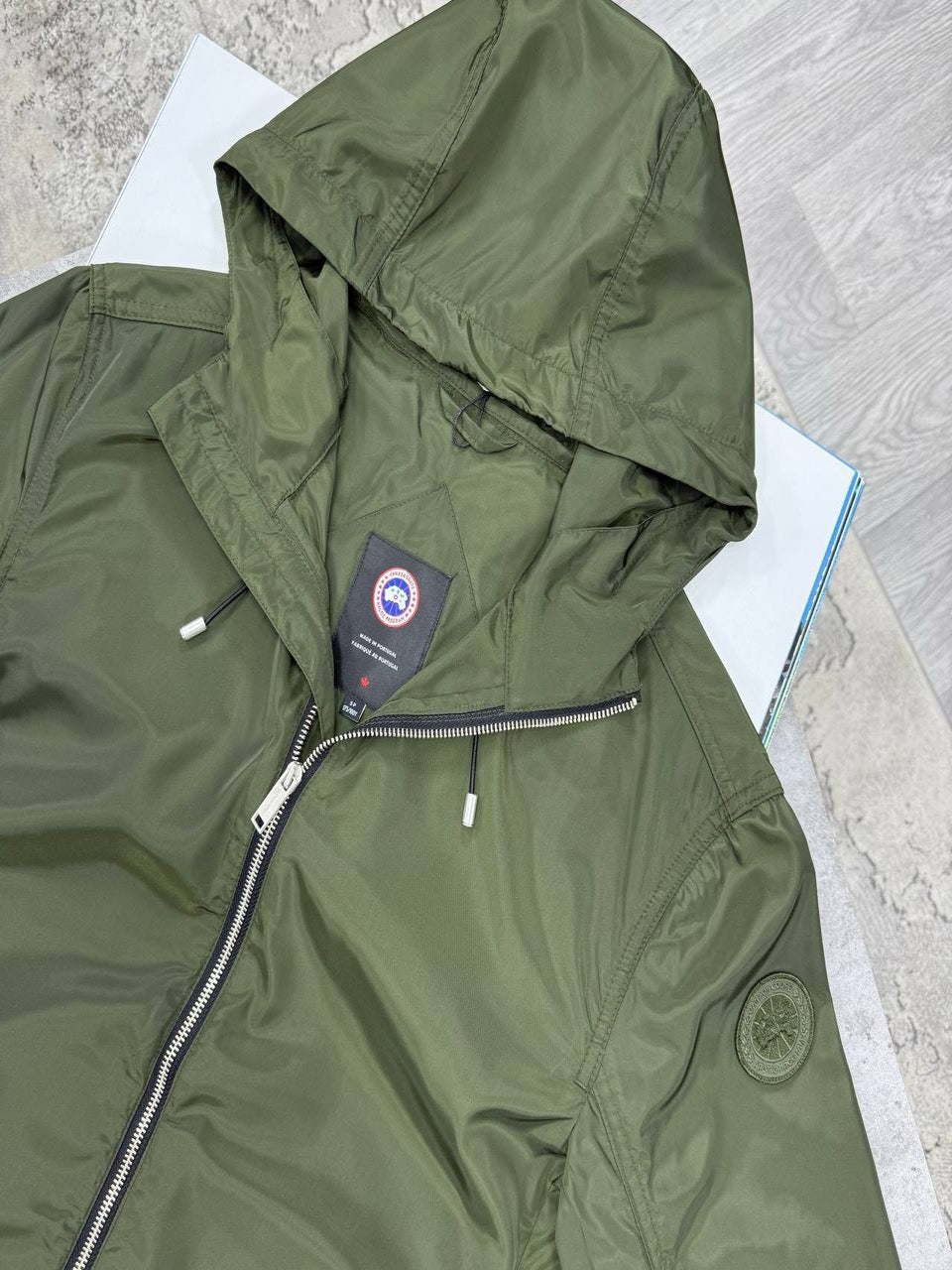 Goose lightweight jacket