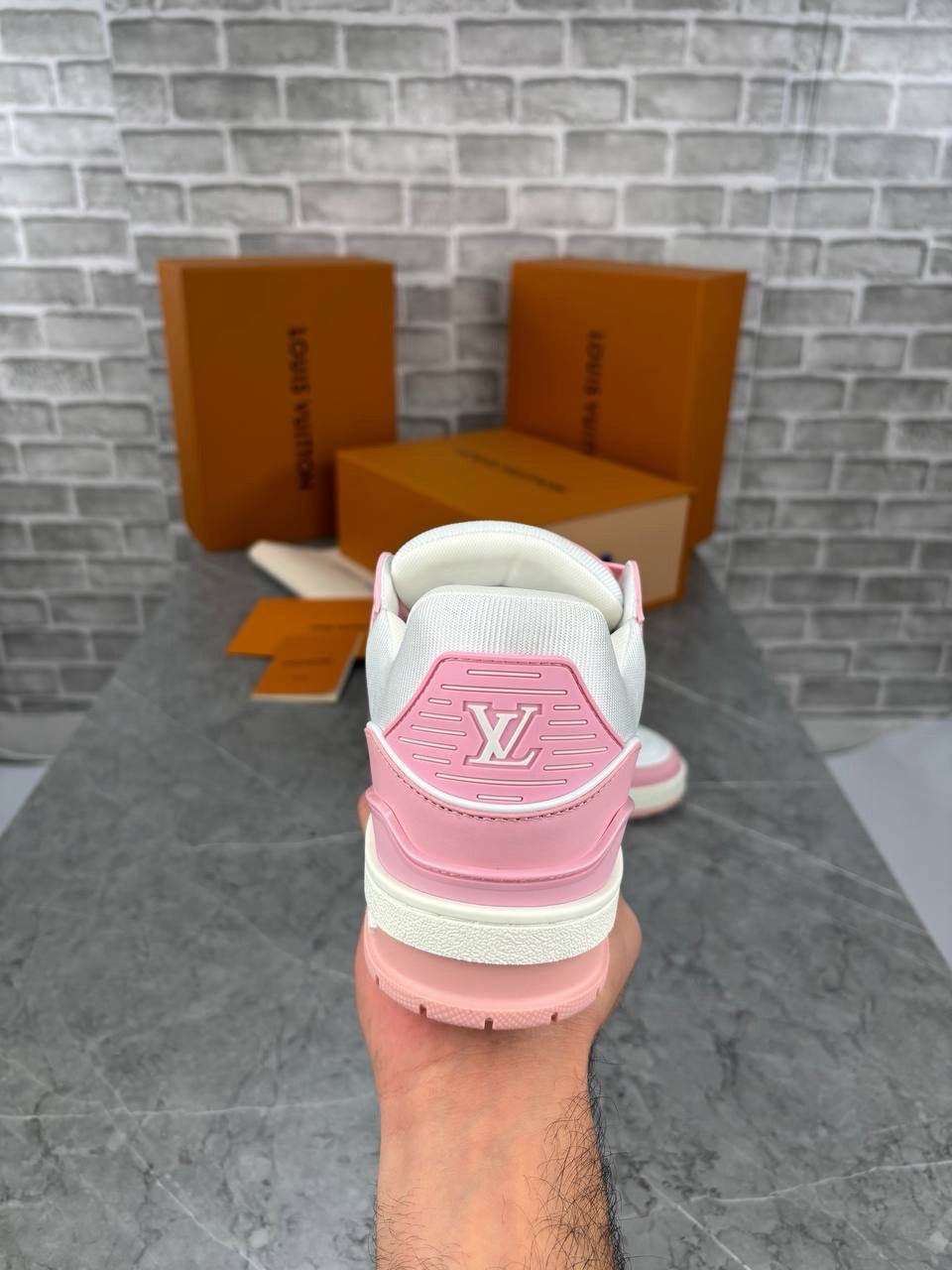 Pink LV
