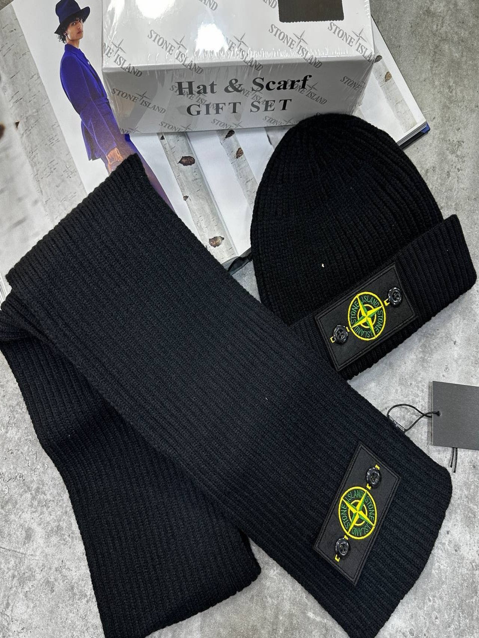 Stone scarf & beanie