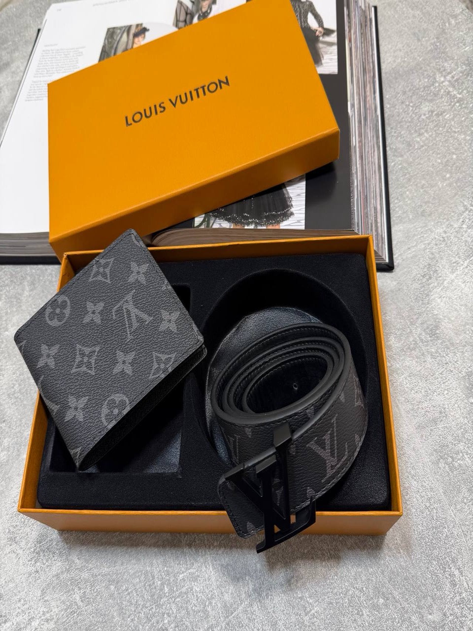 LV belt & wallet