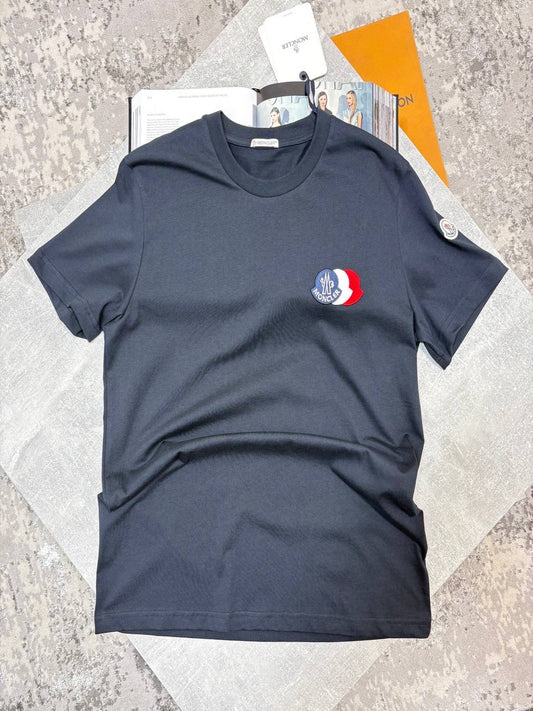 Monc t shirt