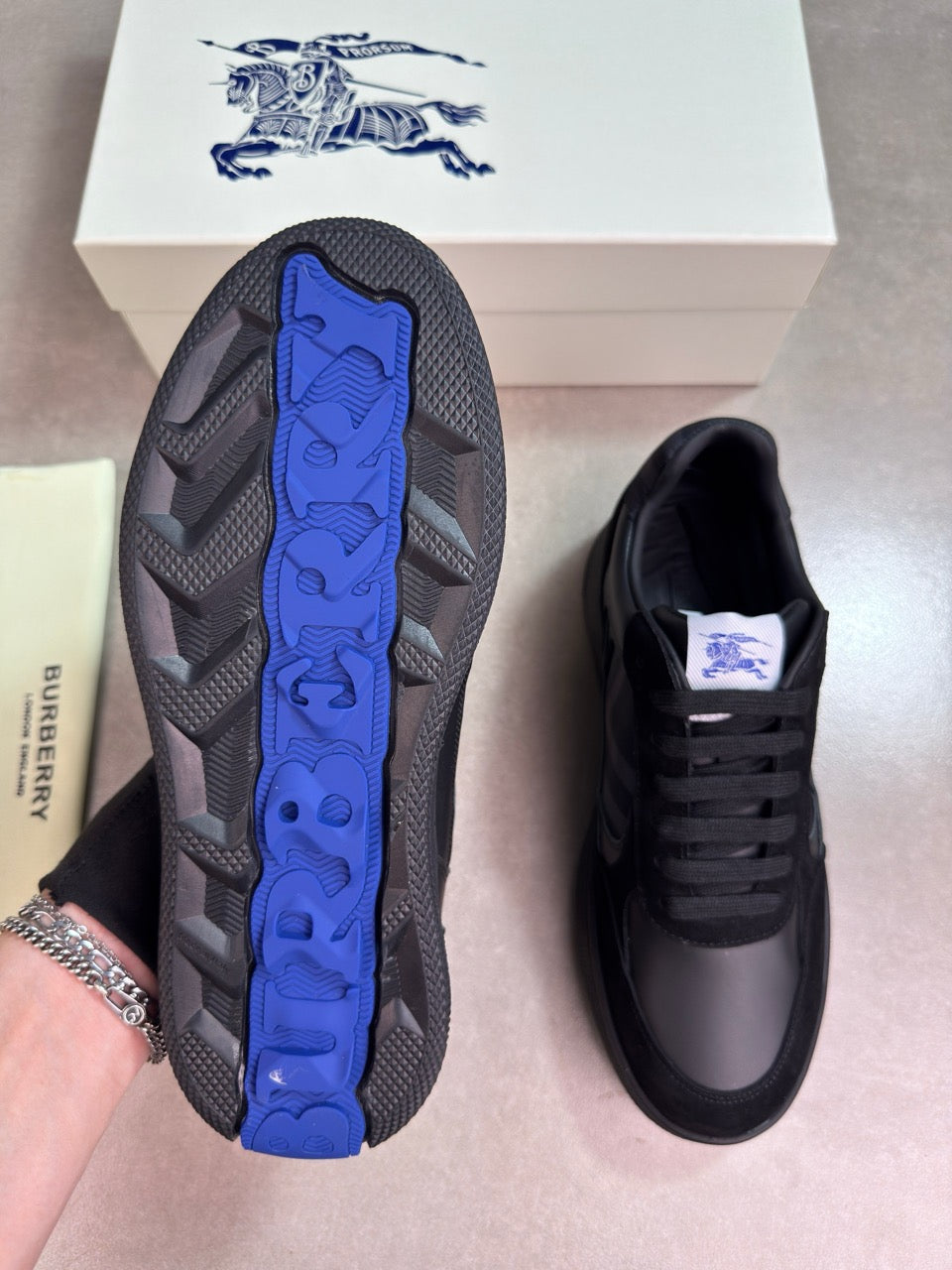 Burb terrace trainers