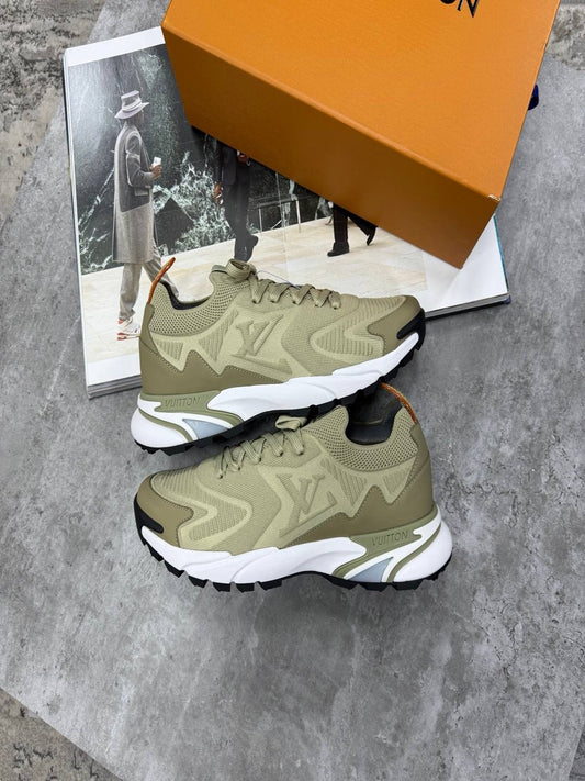 LV Tatic runners