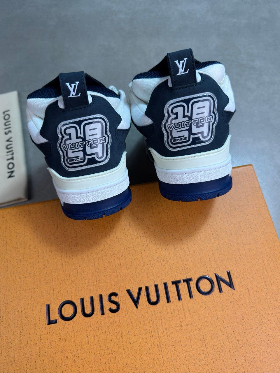 LV skates