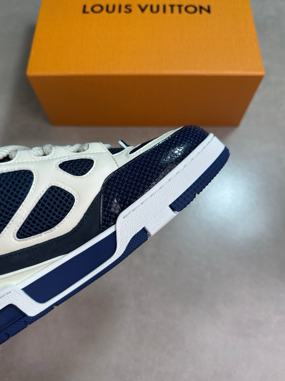 LV skates