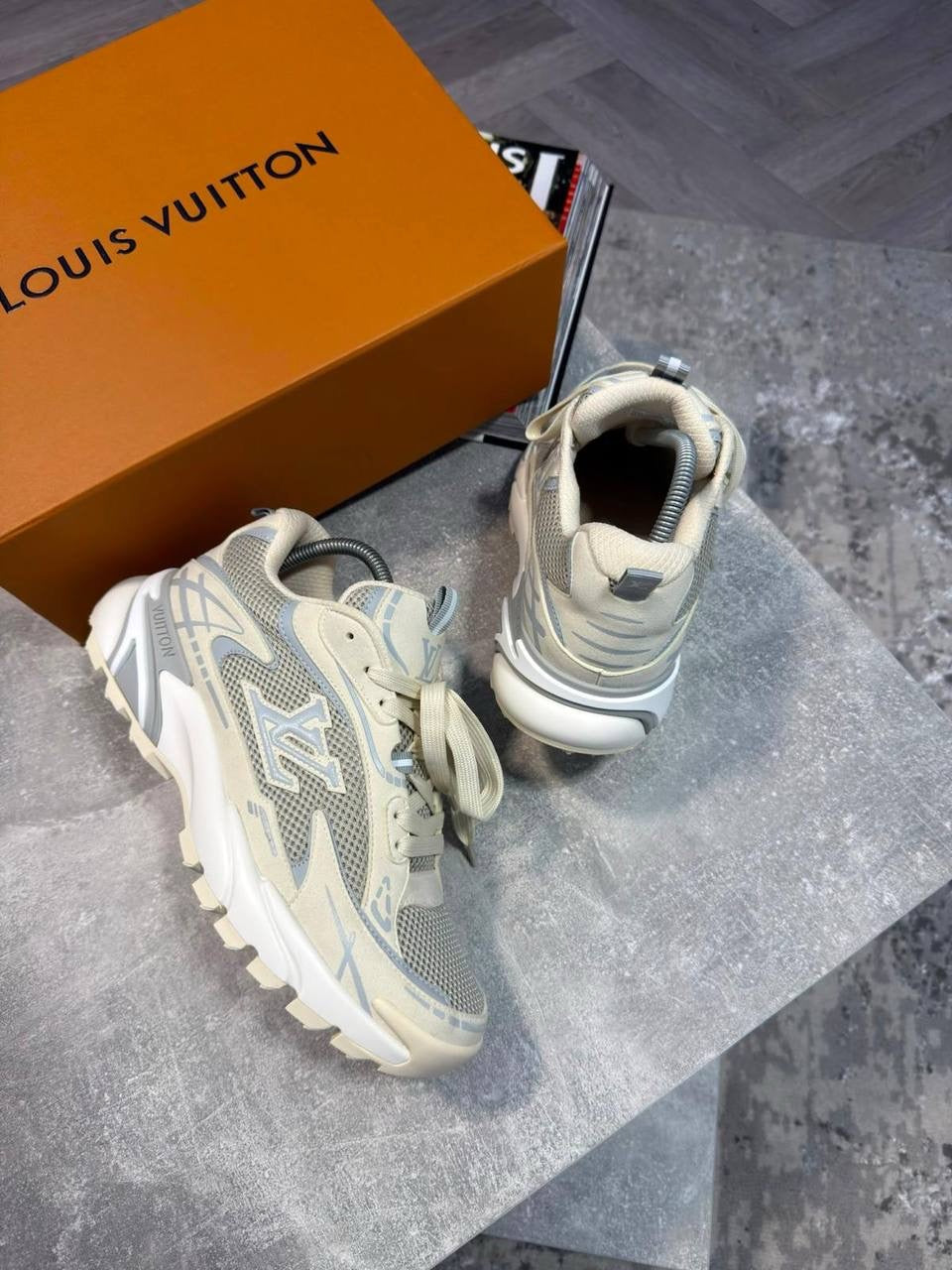 Lv Tatics Beige