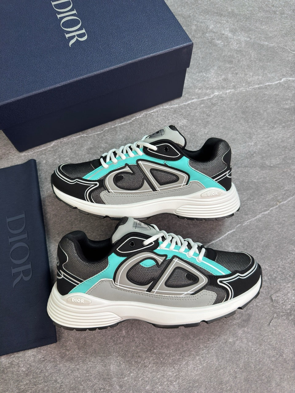 B30 grey / baby blue