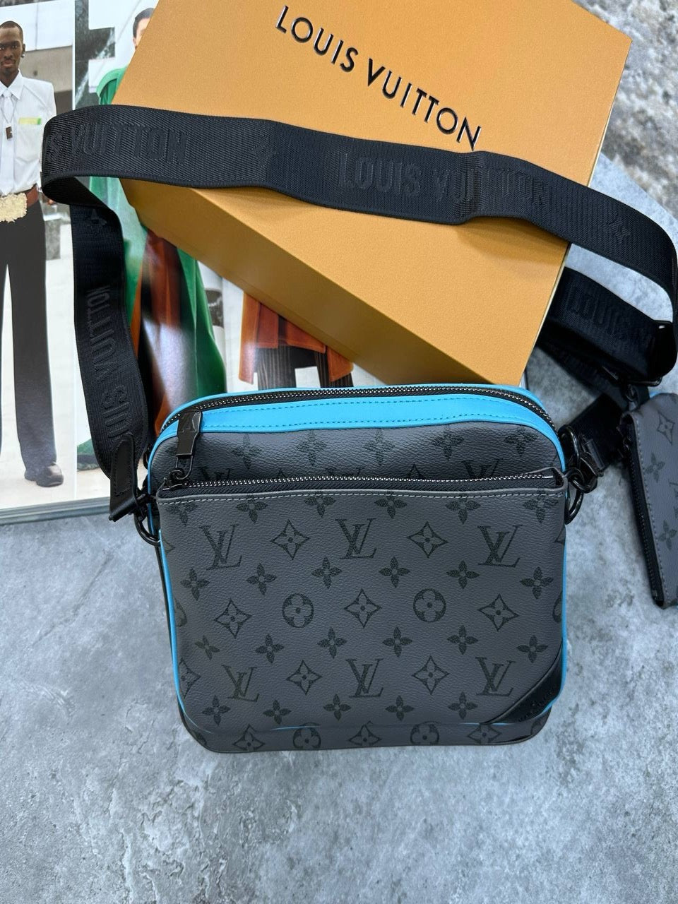 Lv trio bag