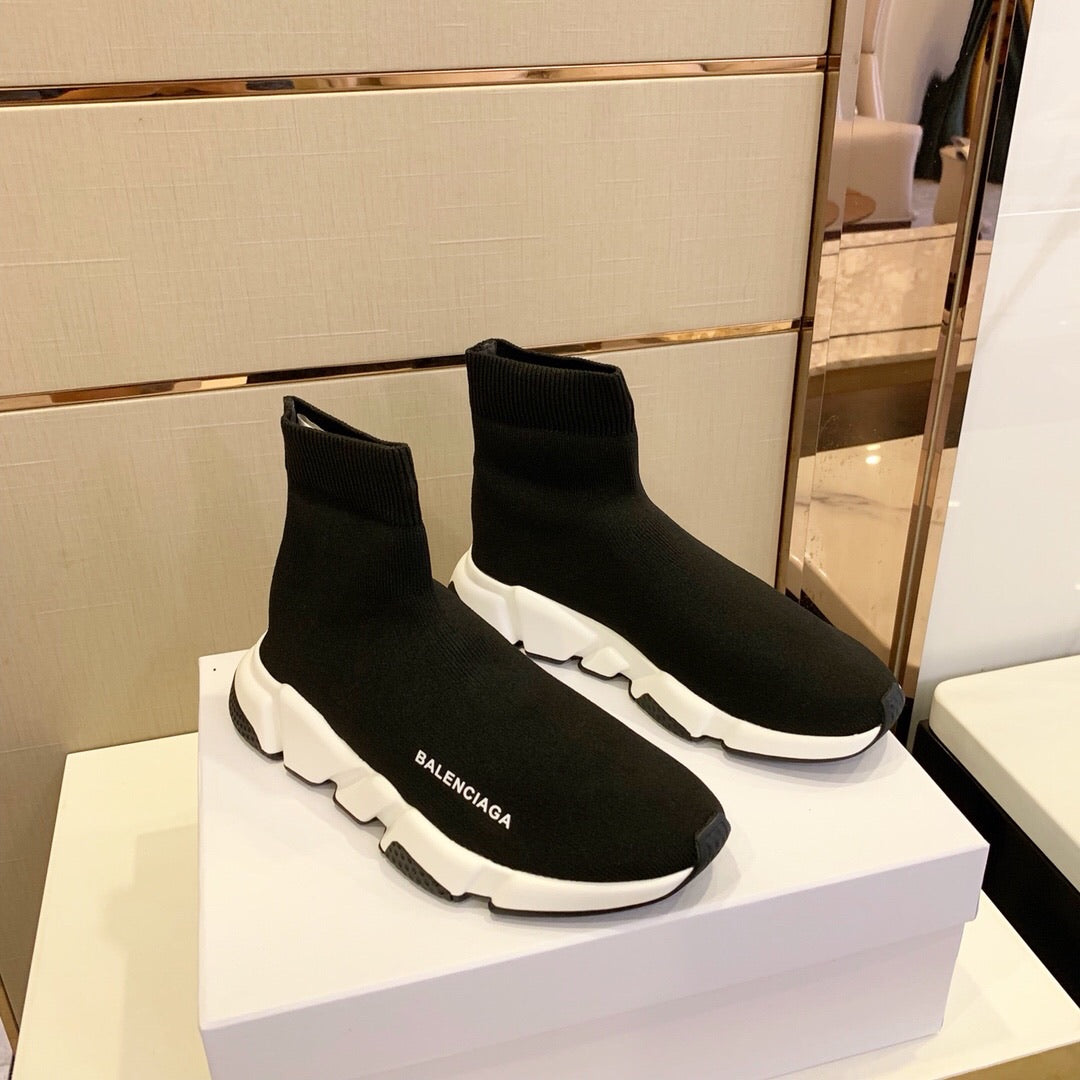 Speed Trainer Black White