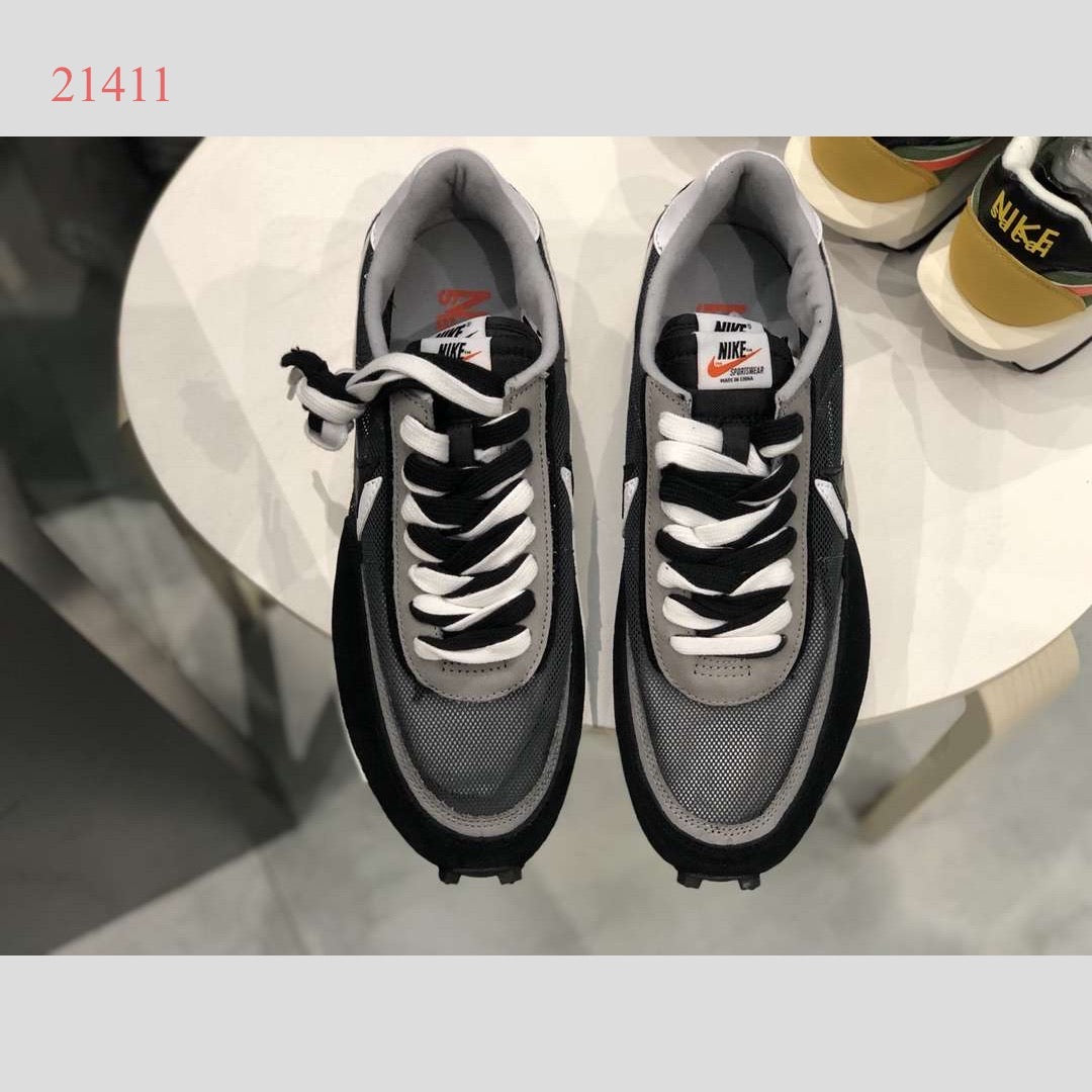 Vaporwaffle sacai Black White