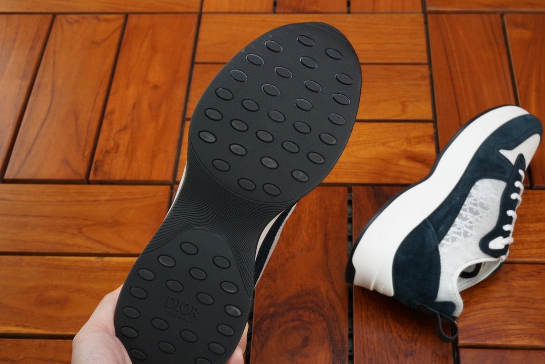 CD B25 Runner Navy Oblique Suede