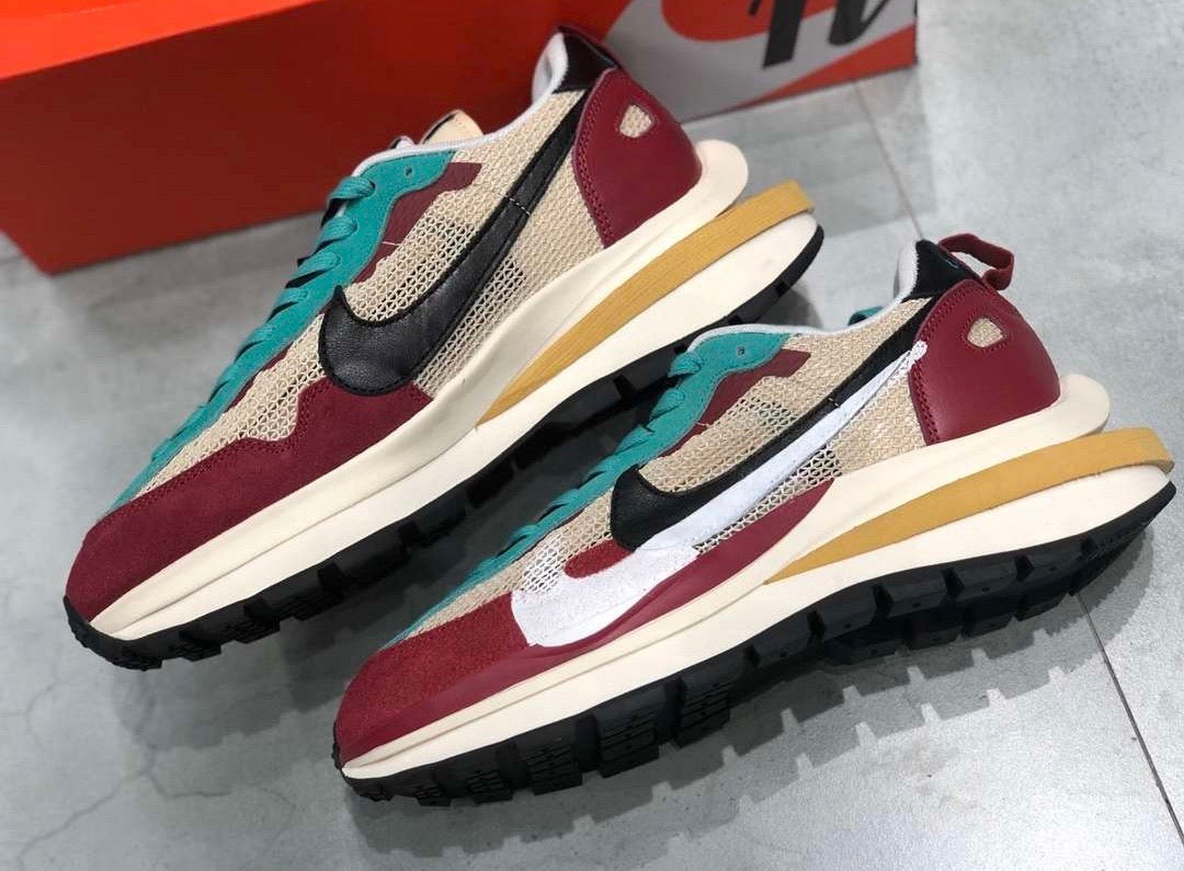 Vaporwaffle sacai Villain Red Neptune Green