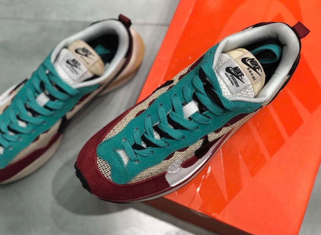 Vaporwaffle sacai Villain Red Neptune Green