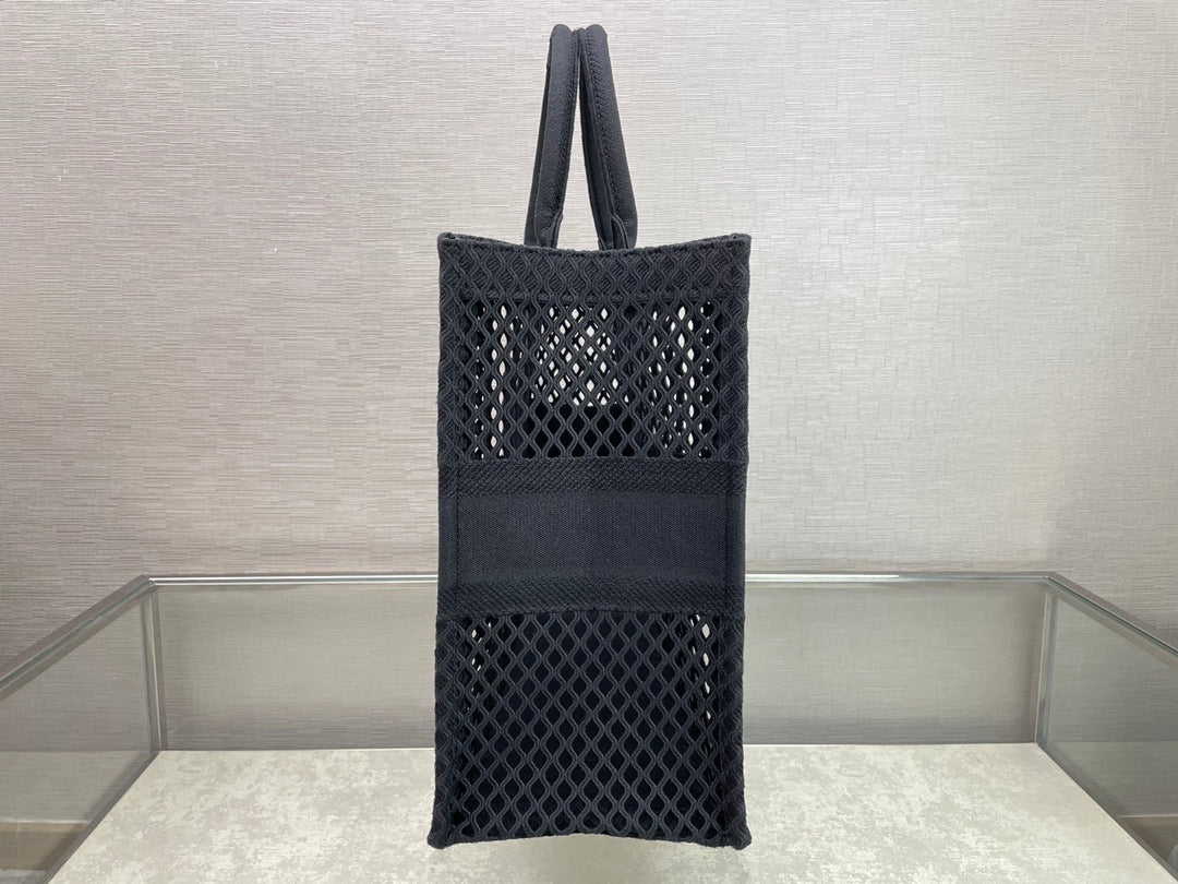 Mesh tote bag