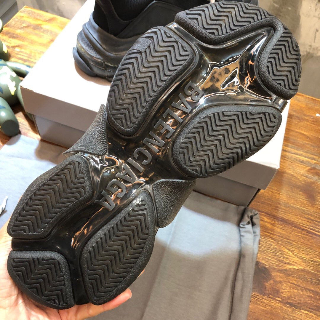 Triple S Black clear sole