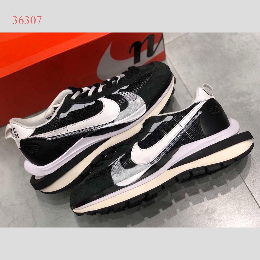 Vaporwaffle sacai Black White