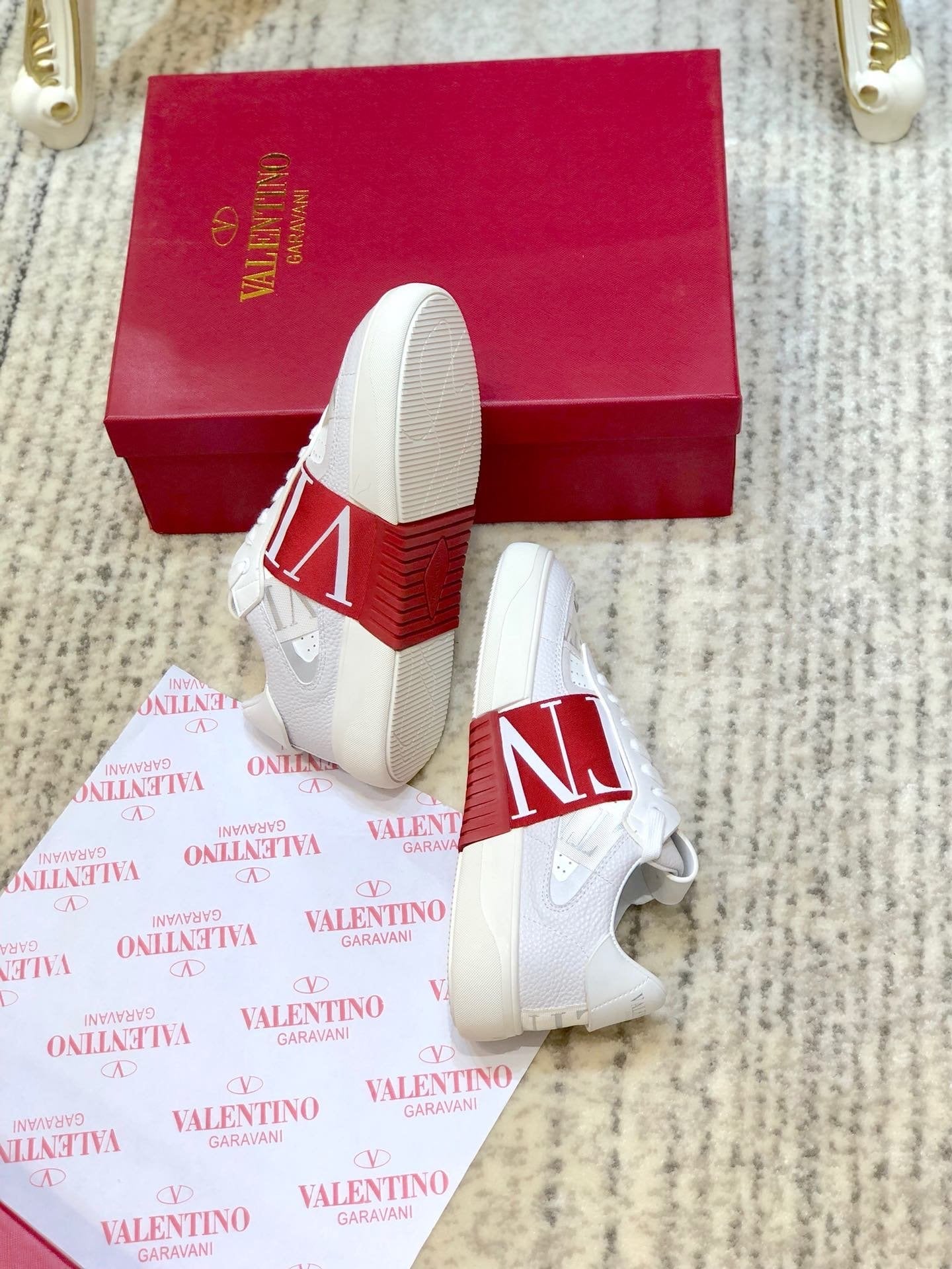 VTN White/Red