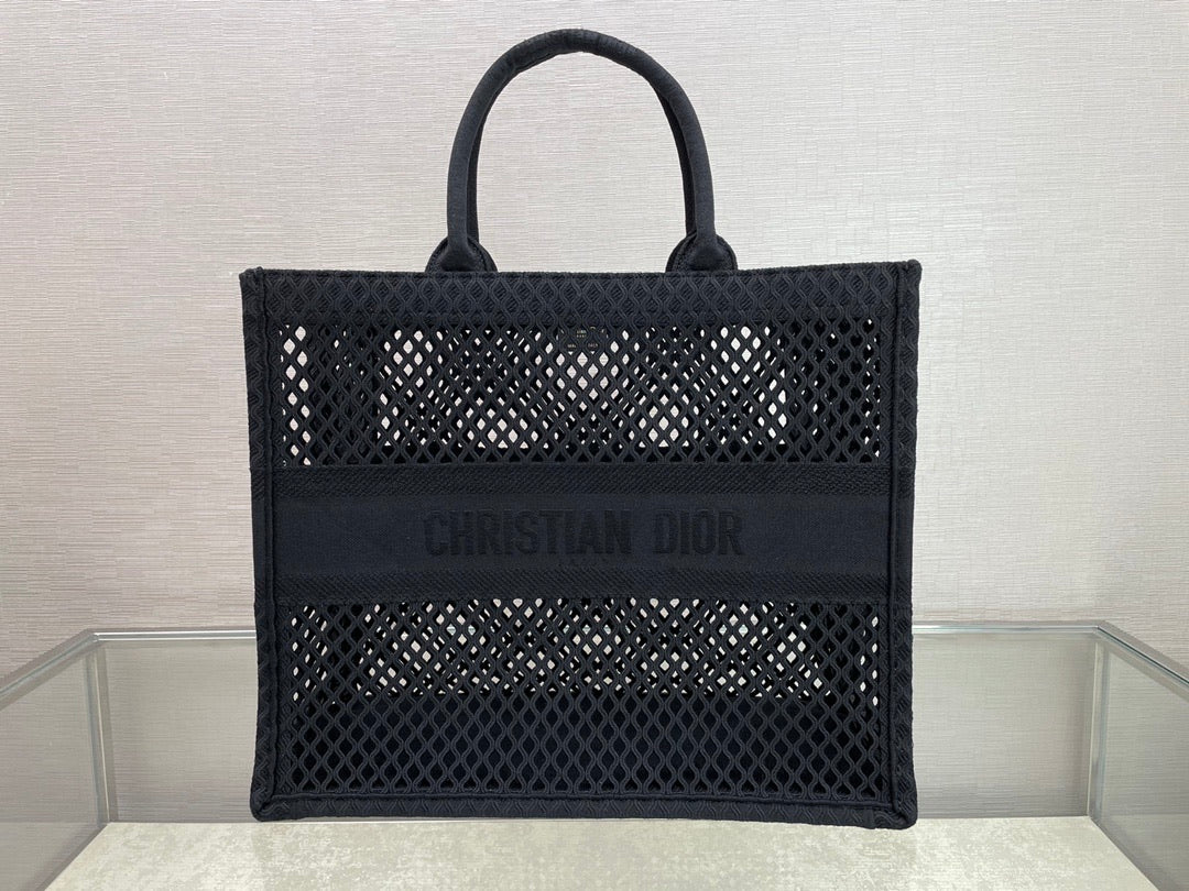 Mesh tote bag