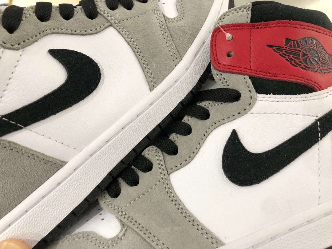 J1 Retro High Light Smoke Grey