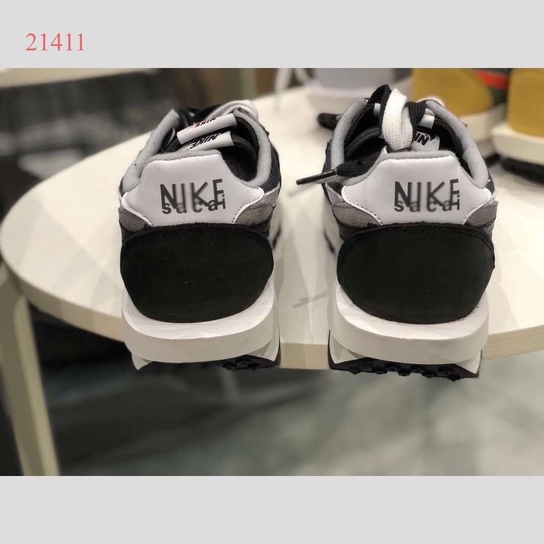 Vaporwaffle sacai Black White